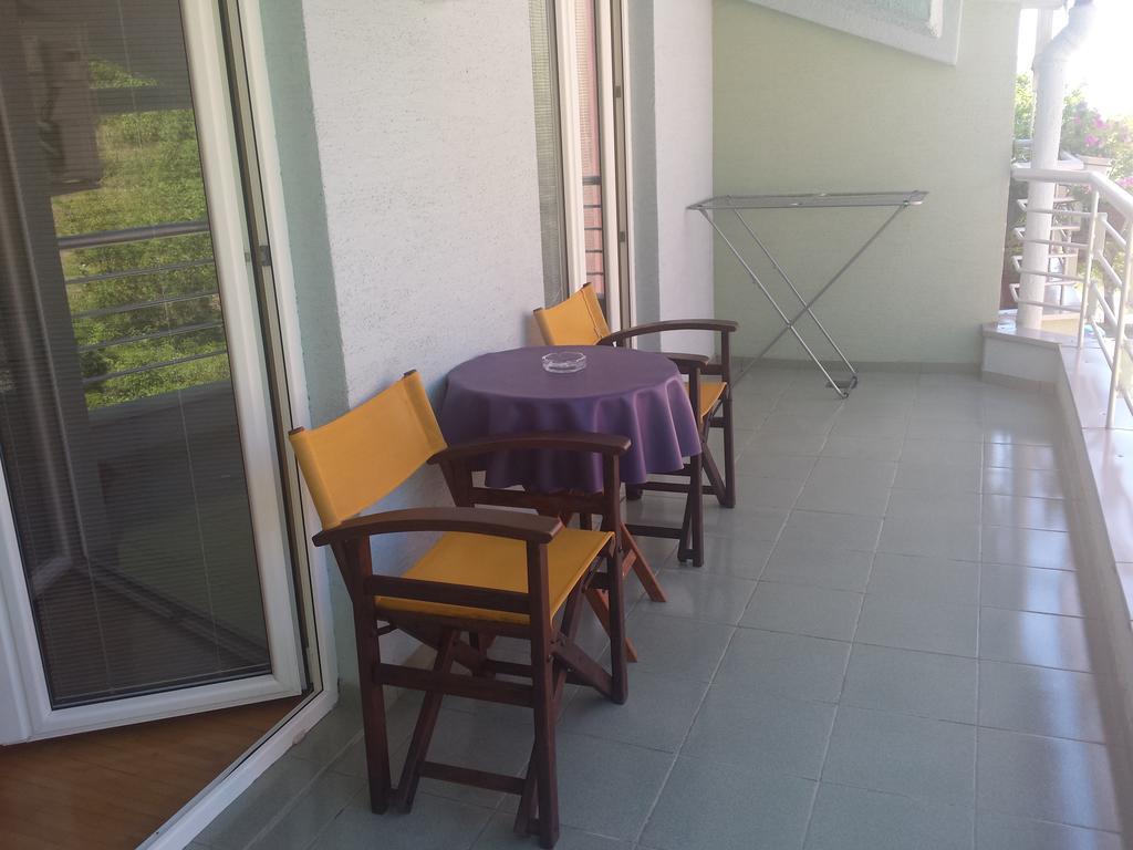 Gjole Apartments Lagadin Kamer foto