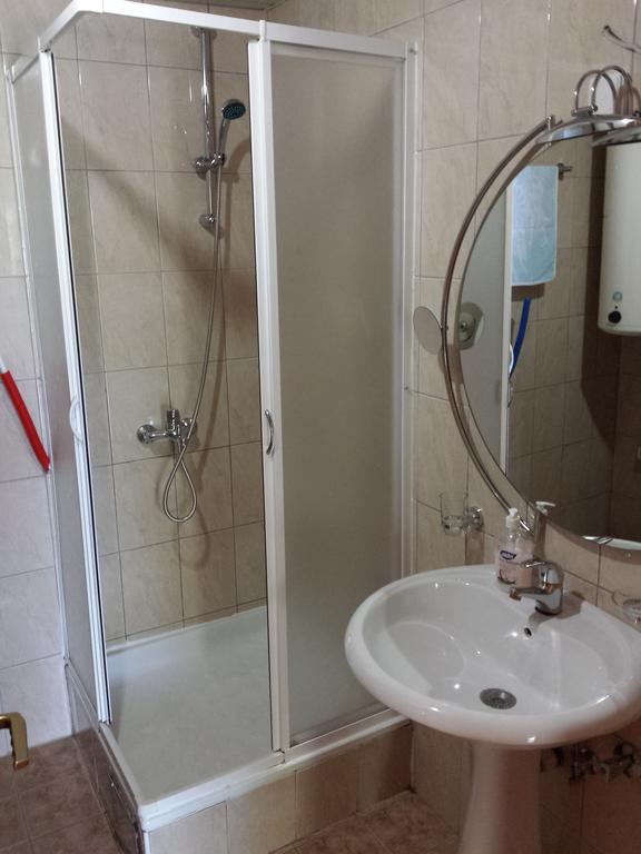 Gjole Apartments Lagadin Kamer foto