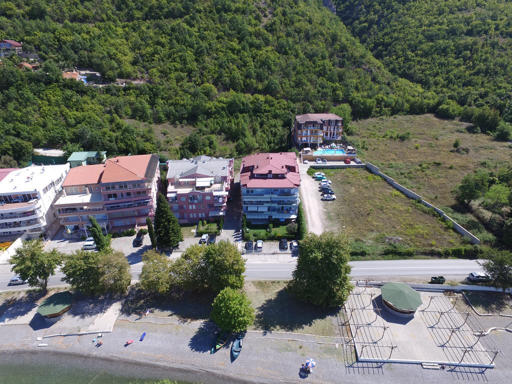 Gjole Apartments Lagadin Buitenkant foto
